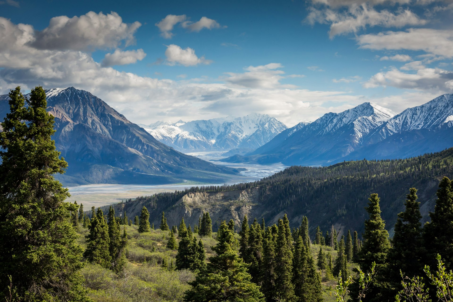 Shrinetra precision anti-glare lens optical clarity simulation with pure mountain valley landscape